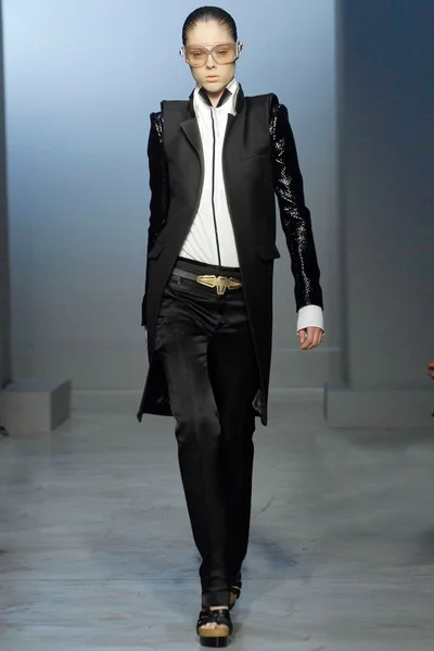 Look 1